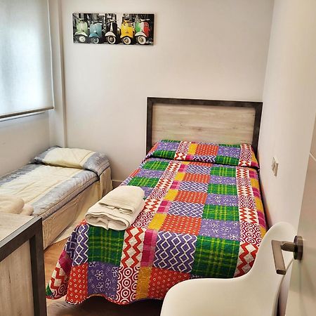פואנגירולה Poeta 2 Bedroom Apartment מראה חיצוני תמונה