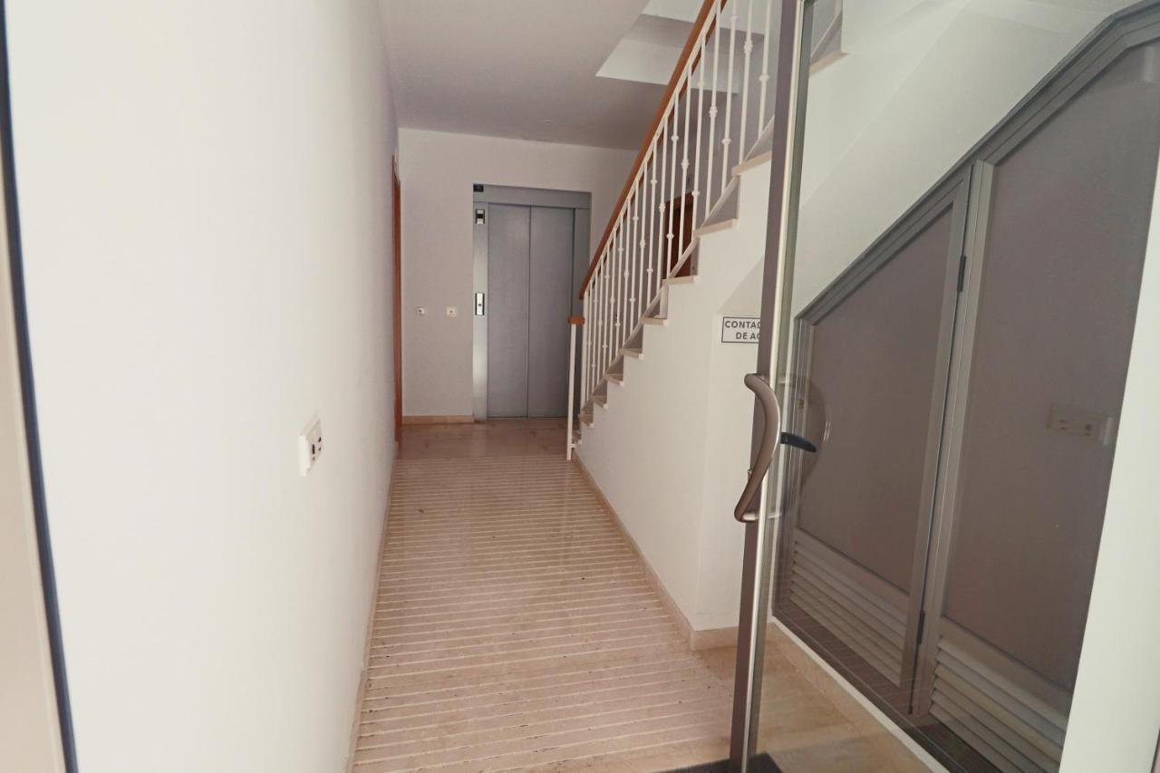 פואנגירולה Poeta 2 Bedroom Apartment מראה חיצוני תמונה
