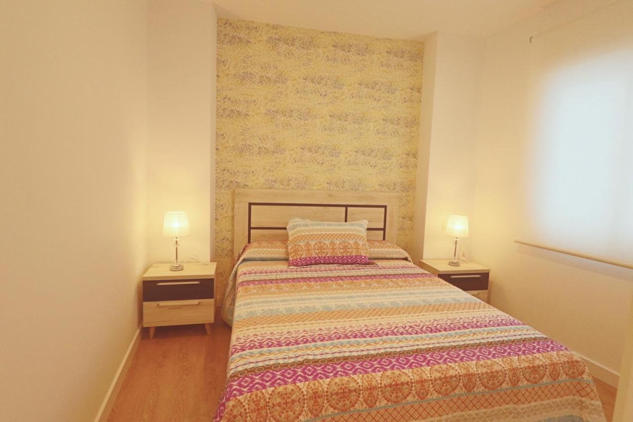 פואנגירולה Poeta 2 Bedroom Apartment מראה חיצוני תמונה
